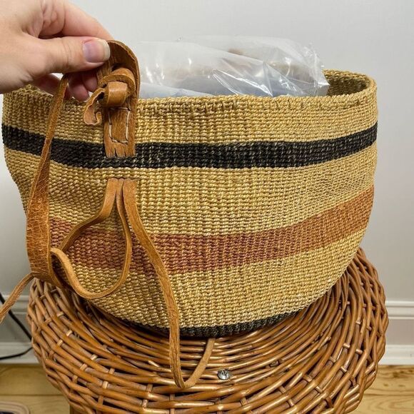 Vintage Handmade‎ Sisal Woven Leather Strap Market Tote Round Bag Tan Black - Picture 5 of 10